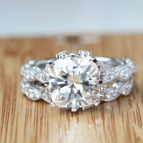 Elegant Zircon Rings – Sparkling Jewelry for Women & Girls