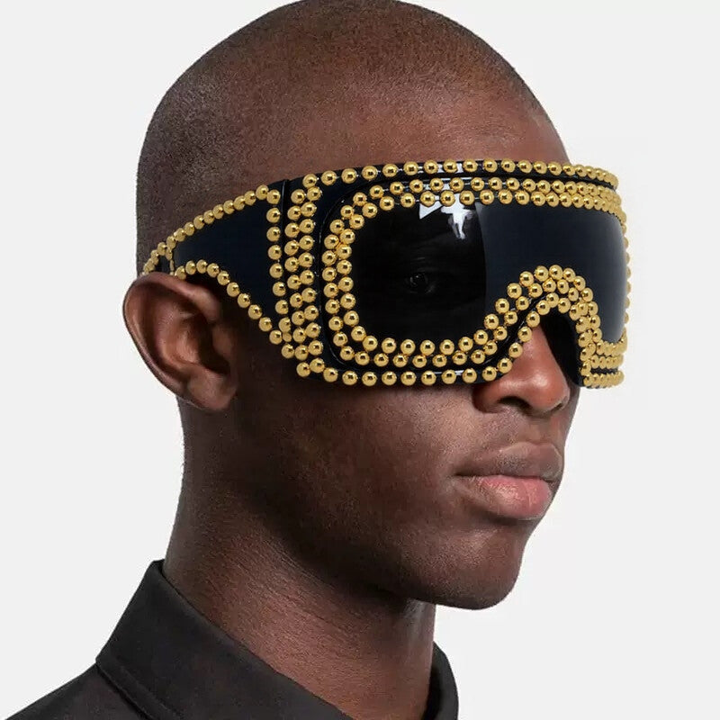 Men's Personality Punk Super Large Rim Square Rivet Sunglasses